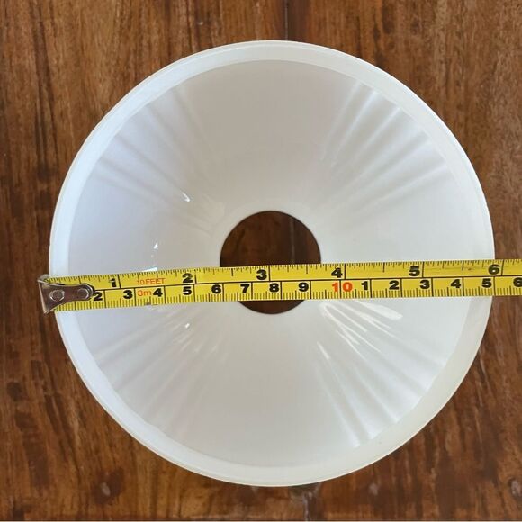 Vintage Milk Glass Ribbed Lamp Shade NWOT - Picture 6 of 7